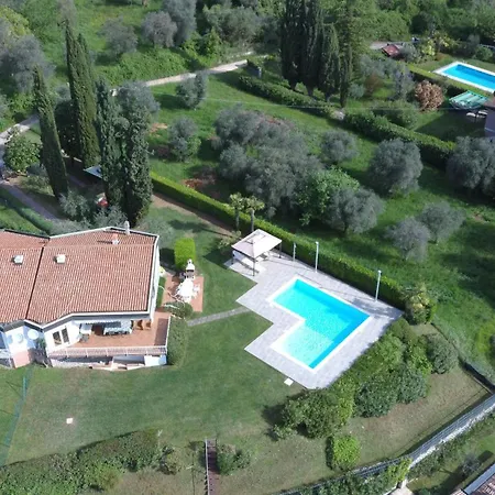 Villa Laura *
