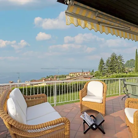 Villa Laura *